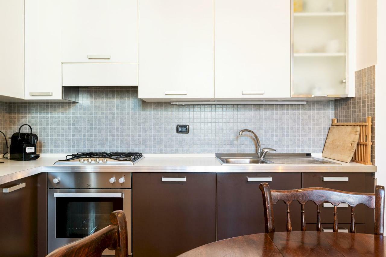 Ferienwohnung Altido Warm Flat For 3 In Isola, 10 Min To Centre Mailand Exterior foto